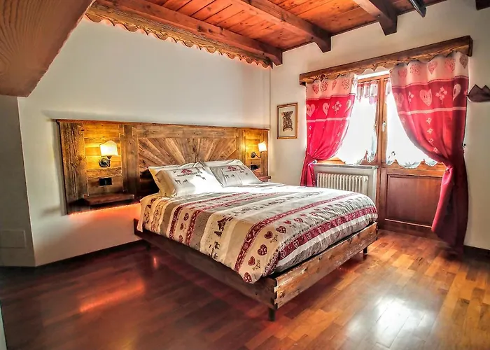 Holiday home Panoramica - Giardino Privato Aosta